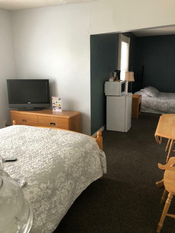 The Bobcaygeon Inn Ngoại thất bức ảnh