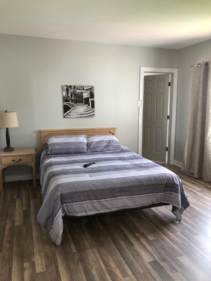 The Bobcaygeon Inn Ngoại thất bức ảnh
