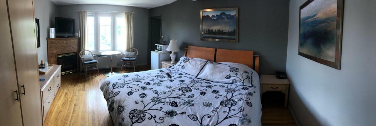 The Bobcaygeon Inn Ngoại thất bức ảnh