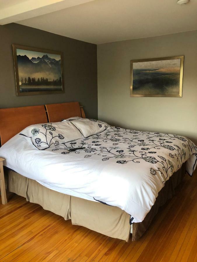 The Bobcaygeon Inn Ngoại thất bức ảnh